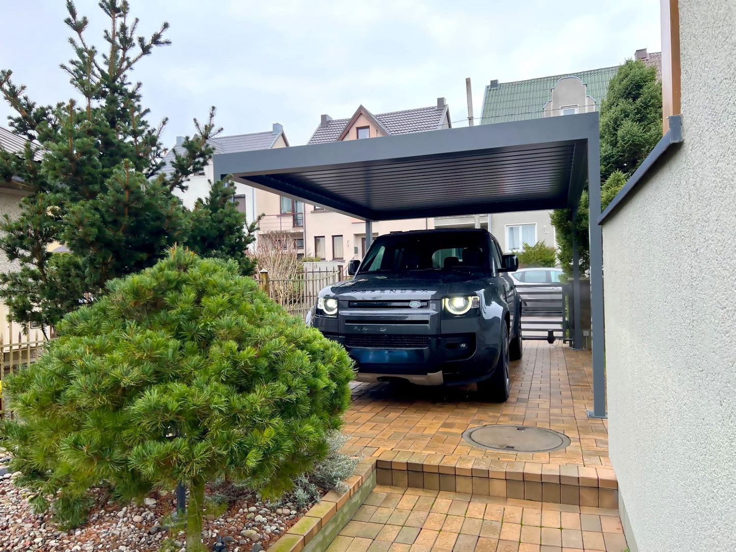 CARPORT
