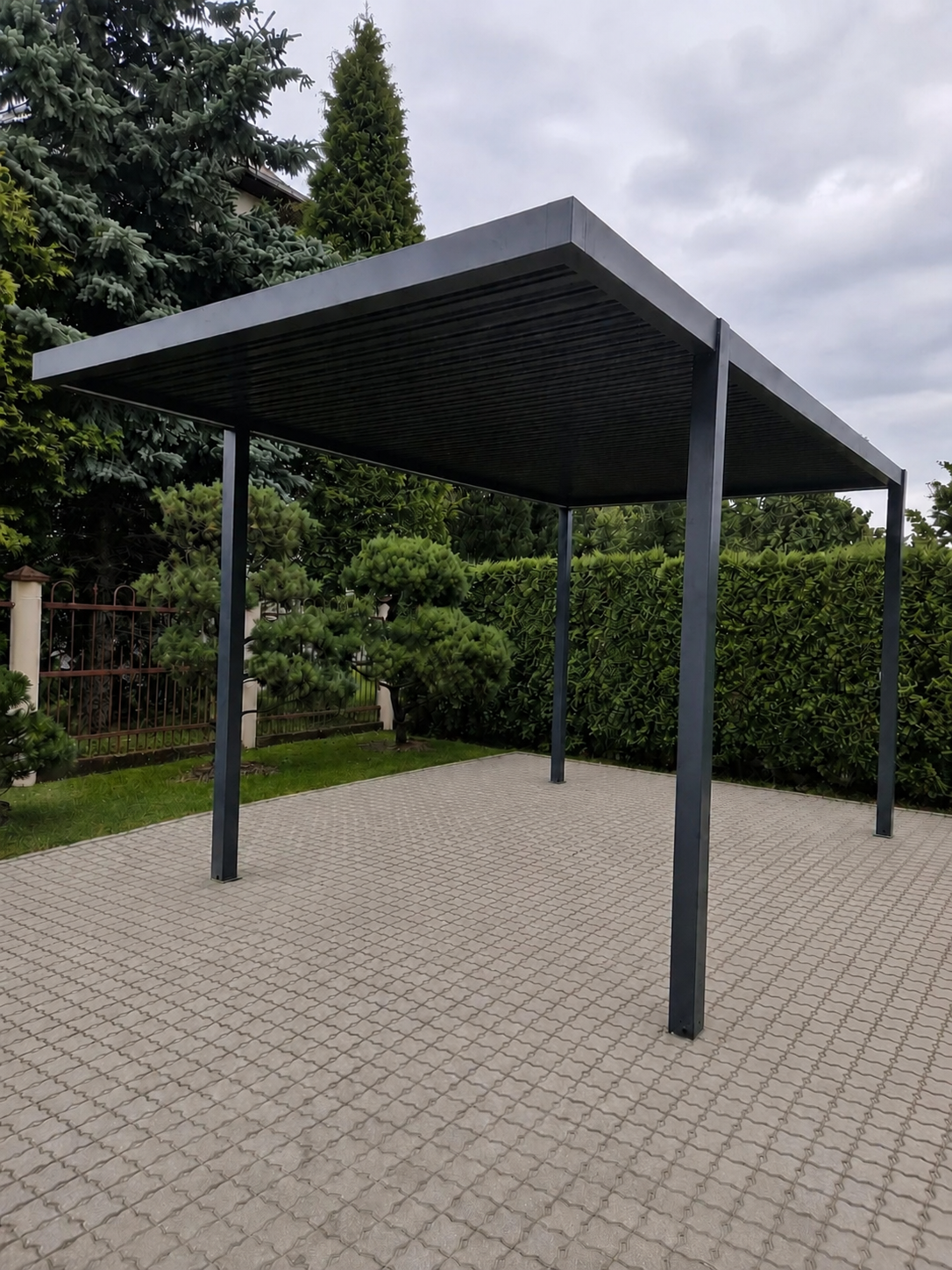 CARPORT